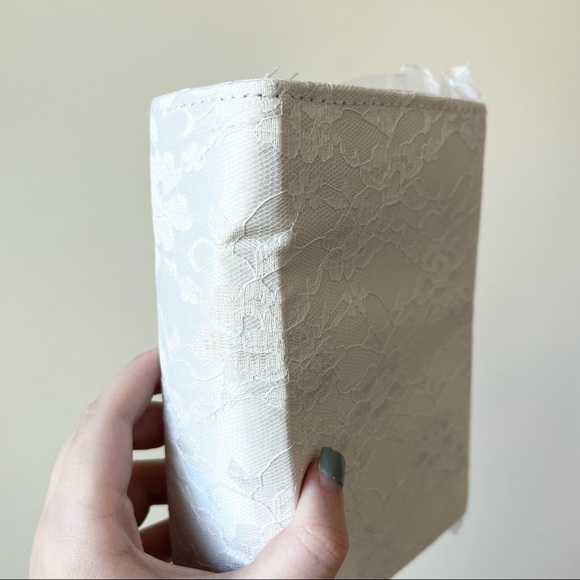 Vintage Y2K 90s lace clutch - Picture 4 of 5